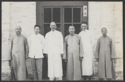 【jpg清晰版】宁夏中国内地会l.c.伍德先生和赫斯先生.jpg
