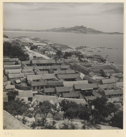 【jpg清晰版】山东沿海渔村.jpg
