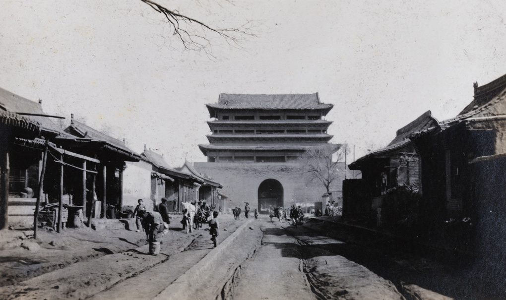 【JPG清晰版】山西忻州市的城门与主干道
