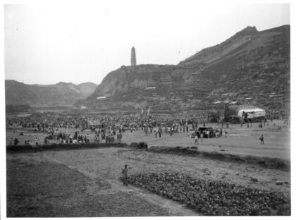 【jpg清晰版】庆祝抗日战争胜利群众大会延安1945年8月.jpg