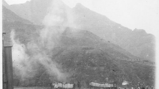 【jpg清晰版】庆祝晋察冀二分区钱潭抗击日军进攻胜利1943年12月.jpg
