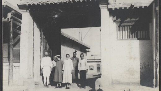 【jpg清晰版】我们离开中国内地会在宁夏的宫殿.jpg
