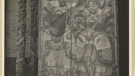 【jpg清晰版】戒台寺寺庙建筑内部展示四大天王中的两位的画像.jpg