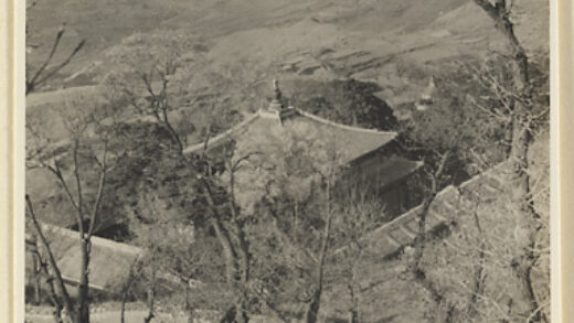【jpg清晰版】戒台寺的双层檐寺庙建筑.jpg