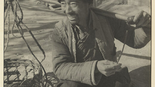 【jpg清晰版】收破烂商贩挑担敲小鼓.jpg