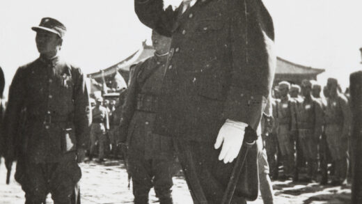 【jpg清晰版】日本将领在北平北京投降1945年10月10日.jpg