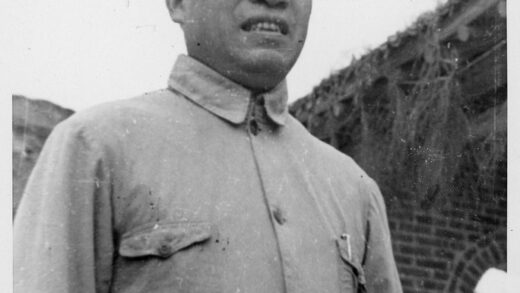 【jpg清晰版】朱德延安.jpg