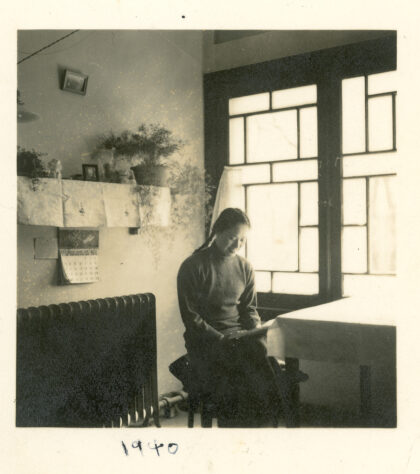 【jpg清晰版】李效黎（hsiaolilindsay）在燕京大学（北京）的宿舍房间1940年.jpg