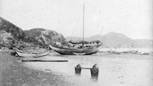 【jpg清晰版】渔船、水桶和海滩福州.jpg