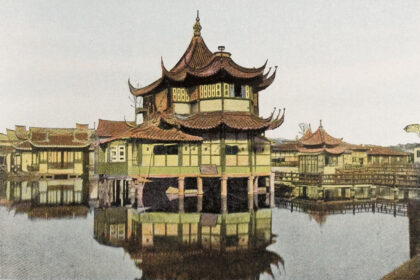【jpg清晰版】湖心亭上海青花瓷柳树图案茶楼.jpg