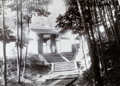 【jpg清晰版】理安寺山门杭州西湖.jpg