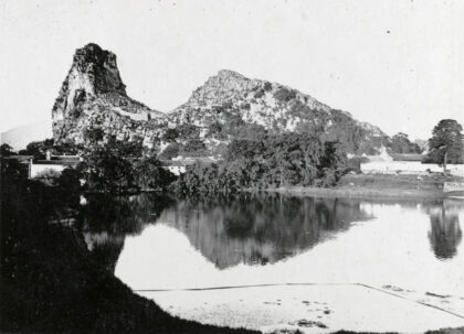 【jpg清晰版】石灰岩峭壁.jpg