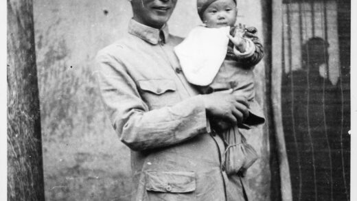 【jpg清晰版】聂荣臻将军与埃丽卡·林赛晋察冀1943年.jpg