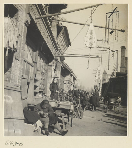 【jpg清晰版】街景与乐器店招牌.jpg