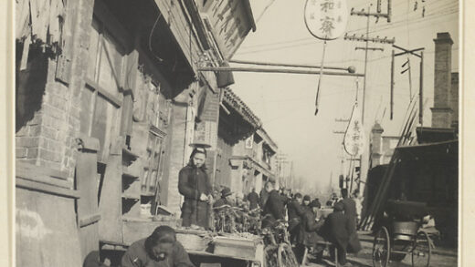 【jpg清晰版】街景与乐器店招牌.jpg