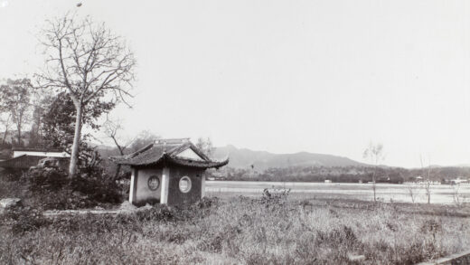 【jpg清晰版】西湖观景小亭.jpg