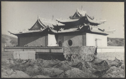 【jpg清晰版】进入宁夏省甘肃宽桥铺清真寺.jpg