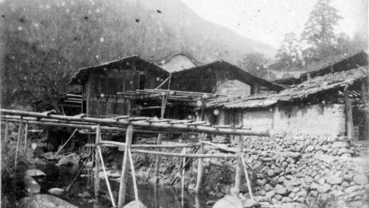 【jpg清晰版】通往建宁途中的中国客栈.jpg