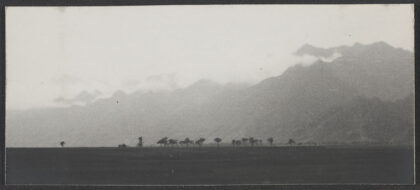 【jpg清晰版】马可·波罗所称的天德——绥远东部包头附近山区的雨.jpg