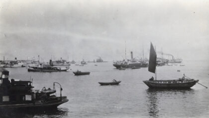 【jpg清晰版】黄浦江上的船只上海.jpg