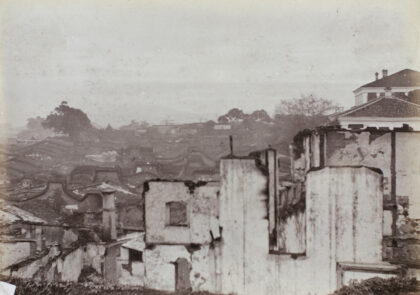 【jpg清晰版】1890年1月福州火灾后的建筑废墟.jpg