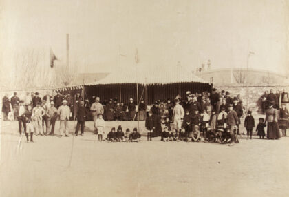 【jpg清晰版】1893年营口田径运动会.jpg