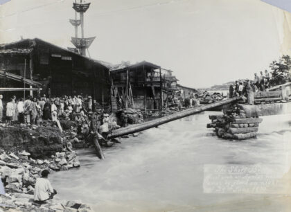 【jpg清晰版】1900年洪水损毁了福州短桥.jpg