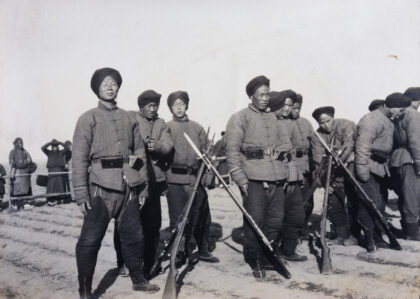 【jpg清晰版】1912年北京兵变中恢复秩序的包头巾士兵.jpg