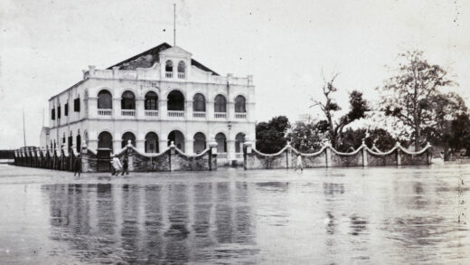 【jpg清晰版】1913年南宁西江洪水期间的地政所.jpg