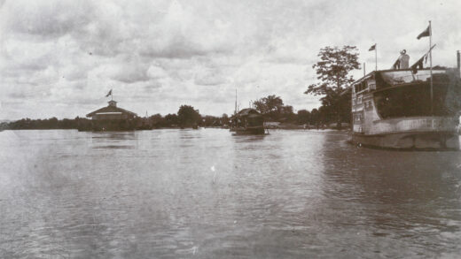 【jpg清晰版】1913年洪水期间的南宁海关.jpg