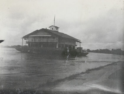 【jpg清晰版】1913年洪水期间的南宁海关.jpg