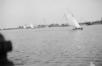 【jpg清晰版】1920年上海亨利赛船会.jpg