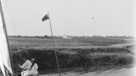 【jpg清晰版】1920年上海亨利赛船会.jpg