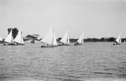 【jpg清晰版】1920年上海亨利赛船会.jpg