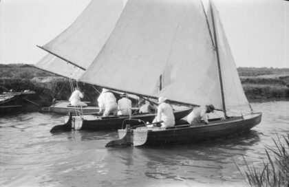 【jpg清晰版】1920年上海亨利赛船会.jpg