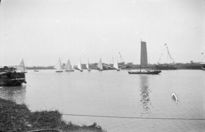 【jpg清晰版】1920年上海亨利赛船会.jpg