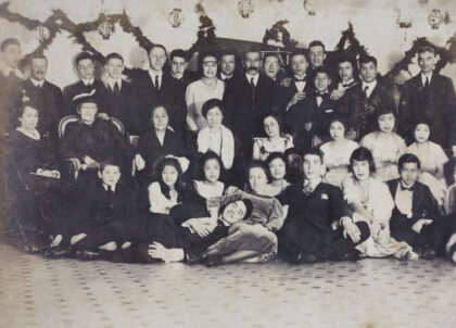 【jpg清晰版】1921年上海新年之夜派对.jpg