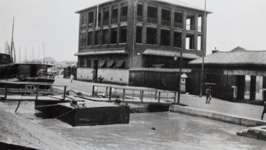 【jpg清晰版】1924年长沙洪水期间的高水位、码头和驳岸.jpg
