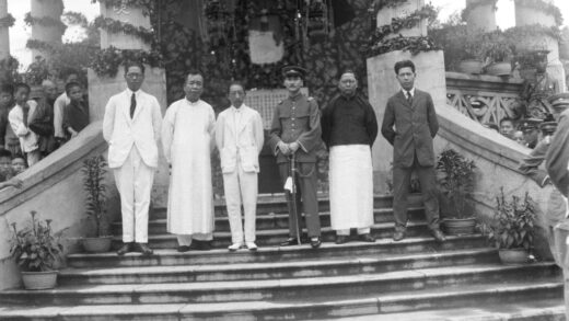 【jpg清晰版】1925年孙科、廖仲恺等人在孙中山纪念活动上的合影.jpg