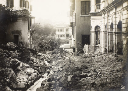 【jpg清晰版】1926年7月19日暴雨对香港坚尼地道至电车径路段造成的损毁.jpg