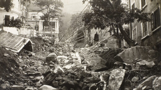 【jpg清晰版】1926年7月19日暴雨对香港歌和老街造成的破坏.jpg