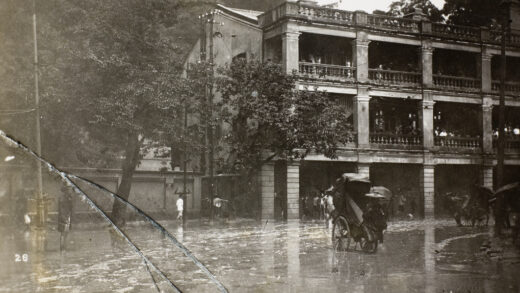 【jpg清晰版】1926年7月19日暴雨引发的洪水香港中环皇后大道.jpg