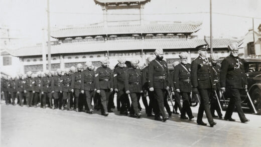 【jpg清晰版】1928年上海公共租界警务处副督察约翰·克劳利的葬礼.jpg