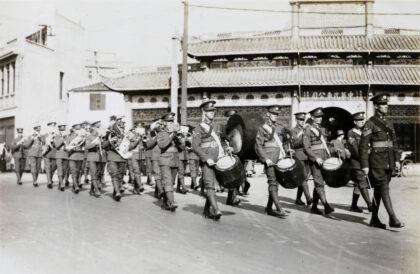 【jpg清晰版】1928年上海公共租界警务处副督察约翰·克劳利的葬礼.jpg
