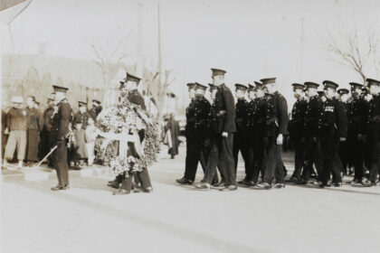 【jpg清晰版】1928年上海公共租界警务处副督察约翰·克劳利葬礼.jpg