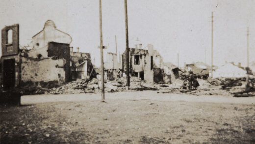 【jpg清晰版】1932年上海建筑废墟.jpg