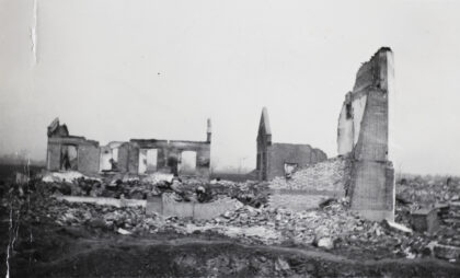 【jpg清晰版】1932年上海虹桥机场爆炸损毁情况.jpg