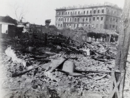 【jpg清晰版】1932年上海闸北商务印书馆大楼附近的毁坏景象.jpg