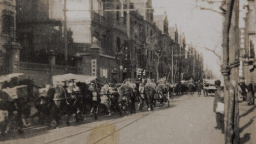 【jpg清晰版】1932年日军根据停战协议撤出上海.jpg