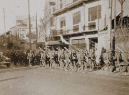 【jpg清晰版】1932年日军根据停战协议撤离上海.jpg